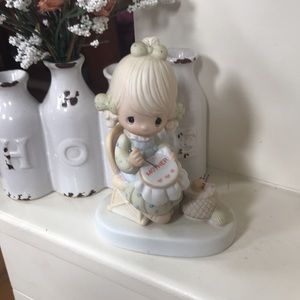 43 years new, 1979 Jonathan & David Precious Moments “Mother Sew Dear” (Sku 129)